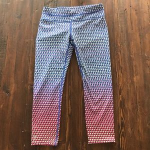 NWOT. Athleta Geometric Ombré Cropped Legging
